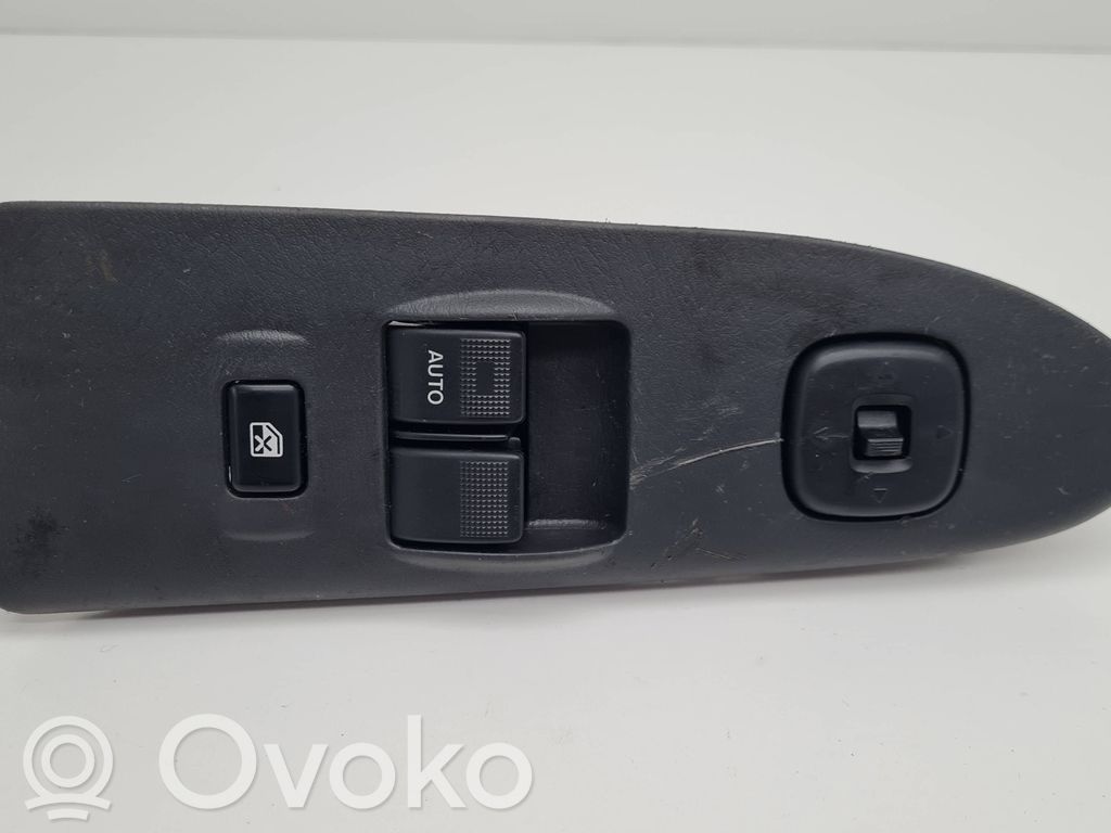 Electric window control switch   1773S83