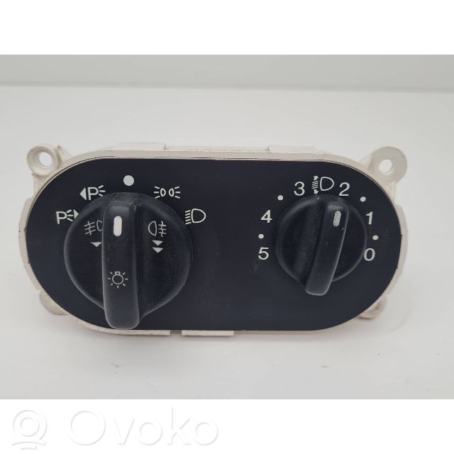 Light switch   95BB13K196CA