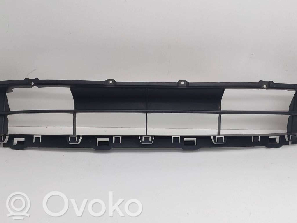 Honda FR-V Grotelės apatinės (trijų dalių) 