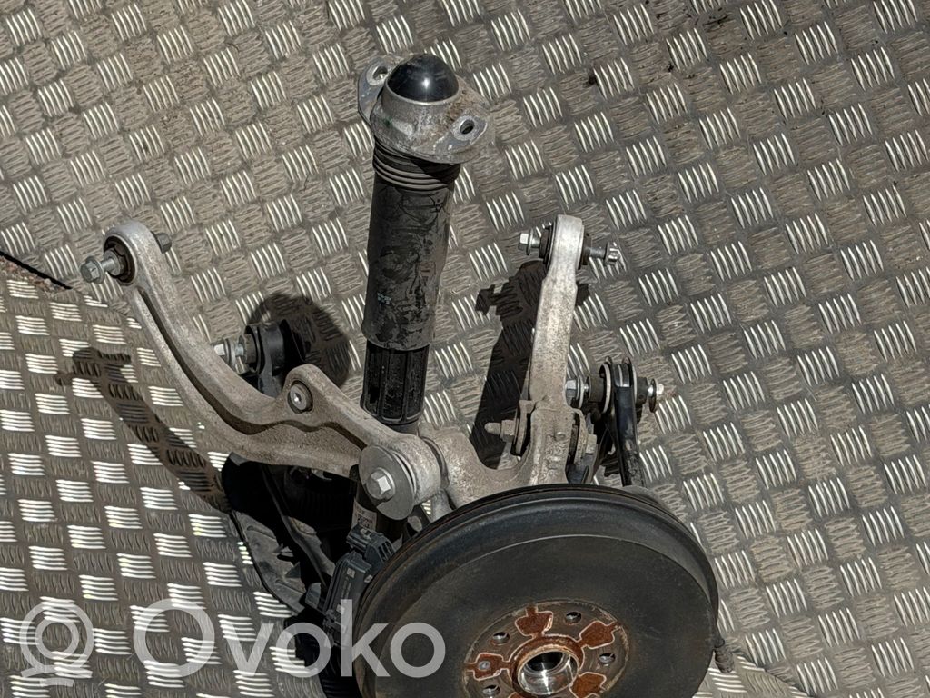 Skoda Enyaq iV Mangueta de dirección de rueda trasera 
