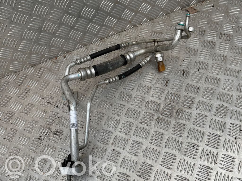 Tesla Model X Air conditioning (A/C) pipe/hose 
