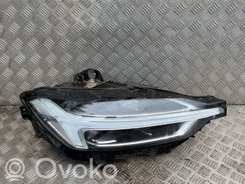 Volvo XC60 Phare frontale 