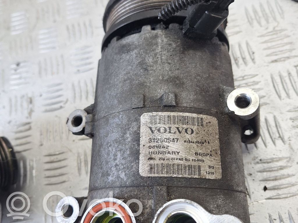 Kompresor / Sprężarka klimatyzacji A/C   31250547