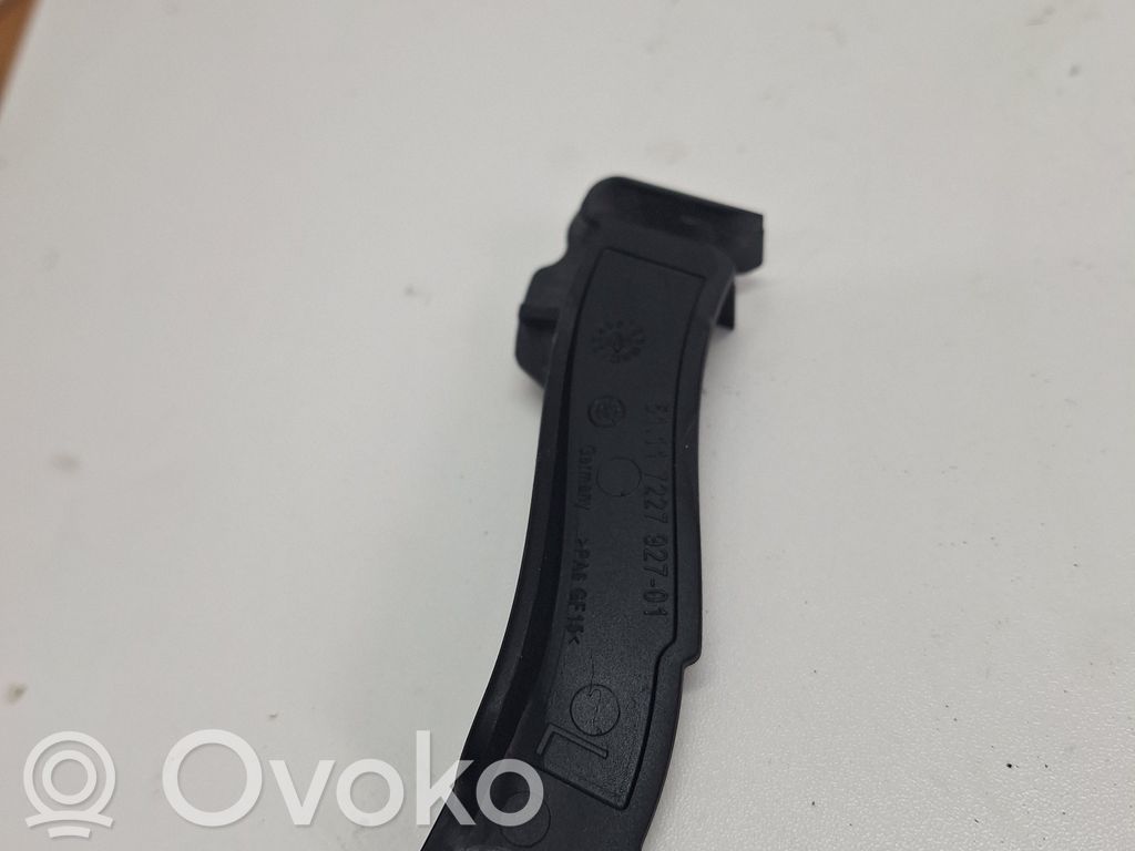 BMW 3 E92 E93 Support phare frontale 
