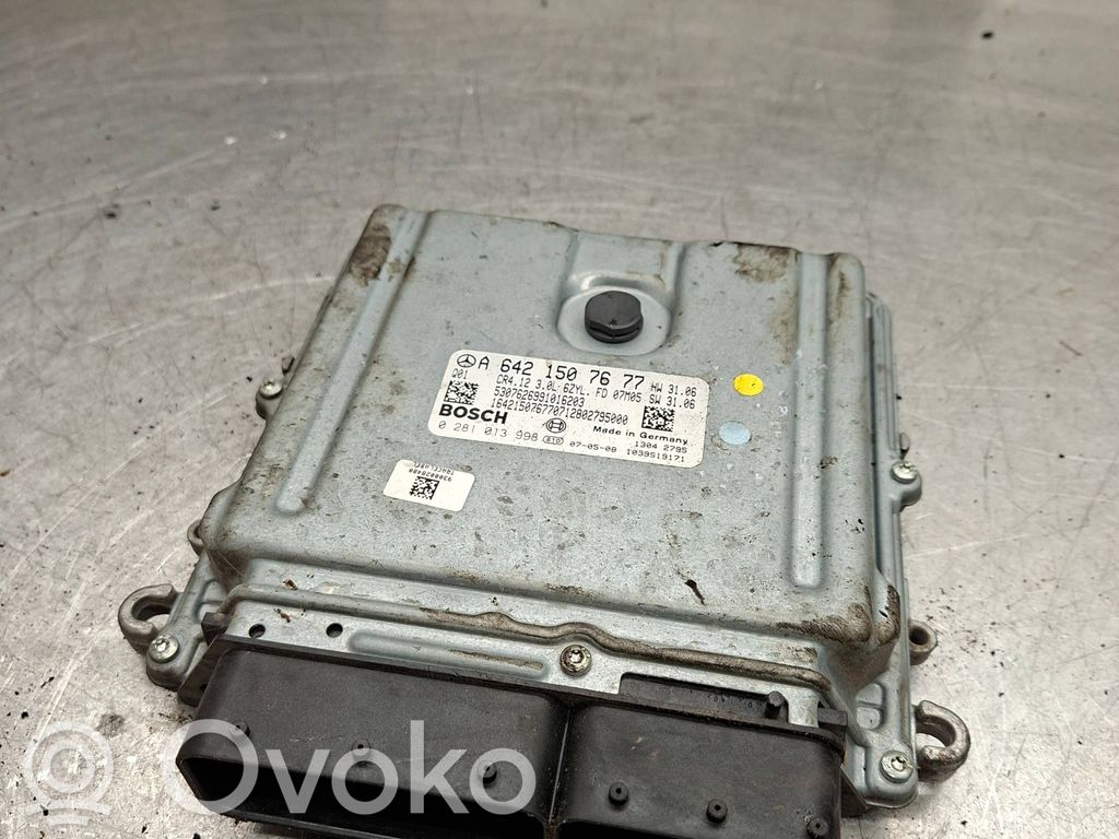 Mercedes-Benz E W211 Engine control unit/module 