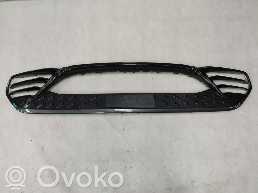 Cupra Born Front bumper lower grill 