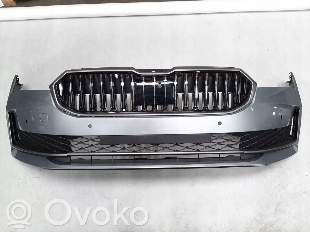 Skoda Superb B8 (3V) Parachoques delantero 