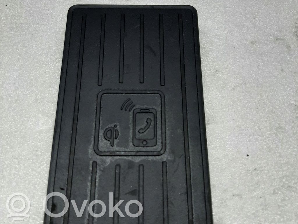 Audi A8 S8 D5 Battery box tray cover/lid 