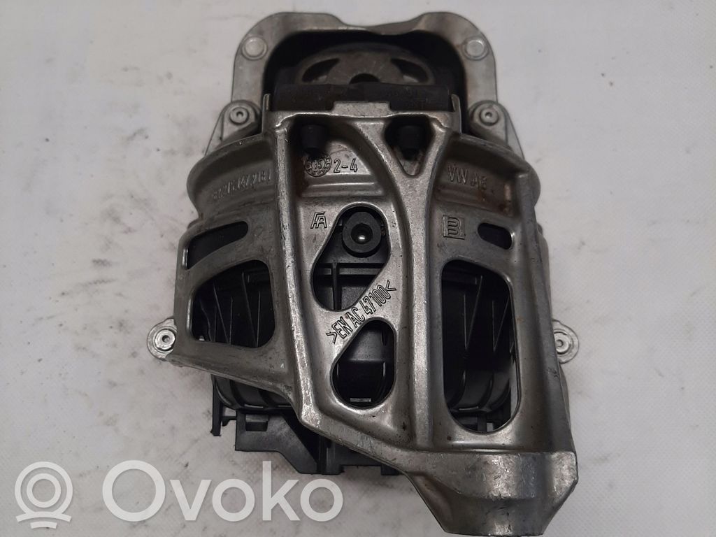 Audi A4 S4 B9 Engine mount bracket 