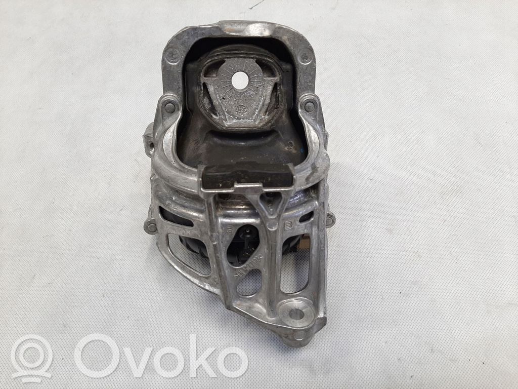 Audi Q7 4M Engine mount bracket 