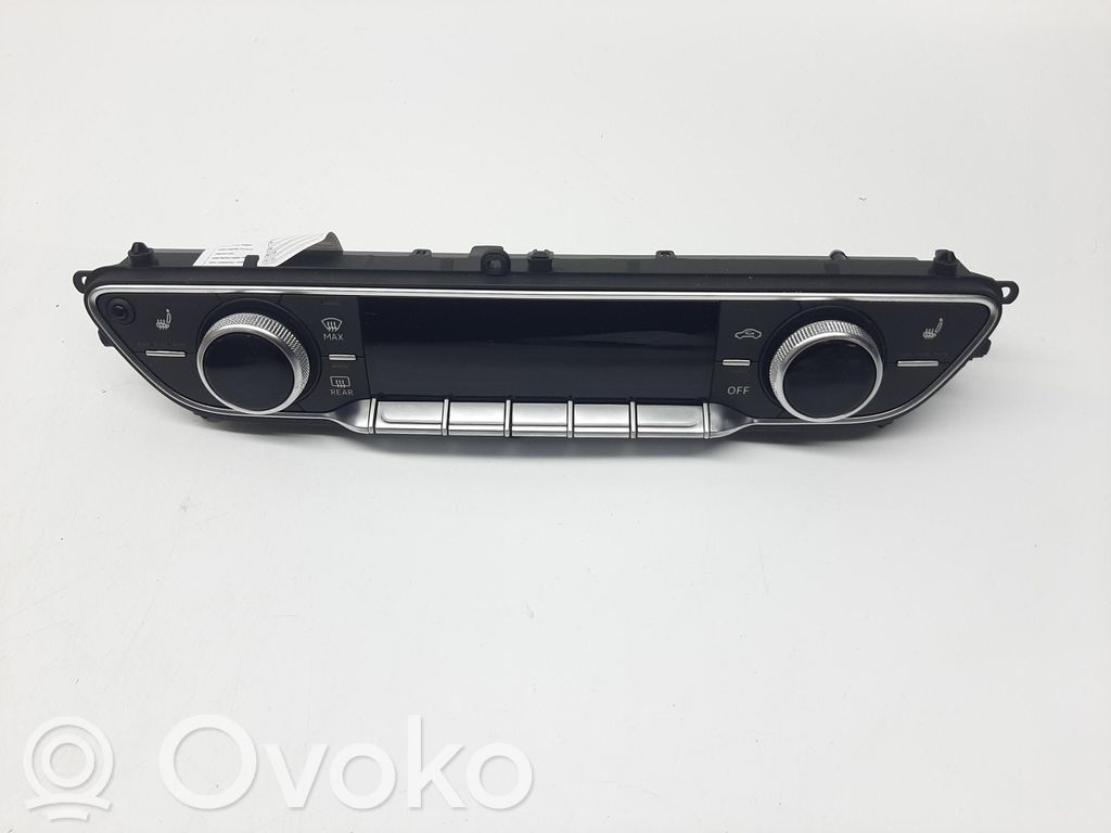 Audi A5 Climate control unit 