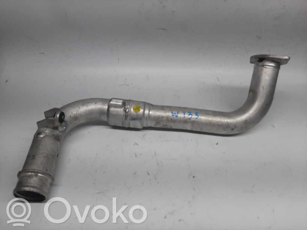Audi A4 S4 B9 8W Välijäähdyttimen letku 