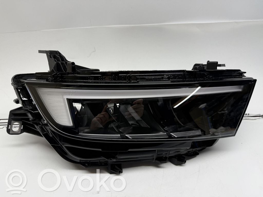 Opel Astra L Scheinwerfer 