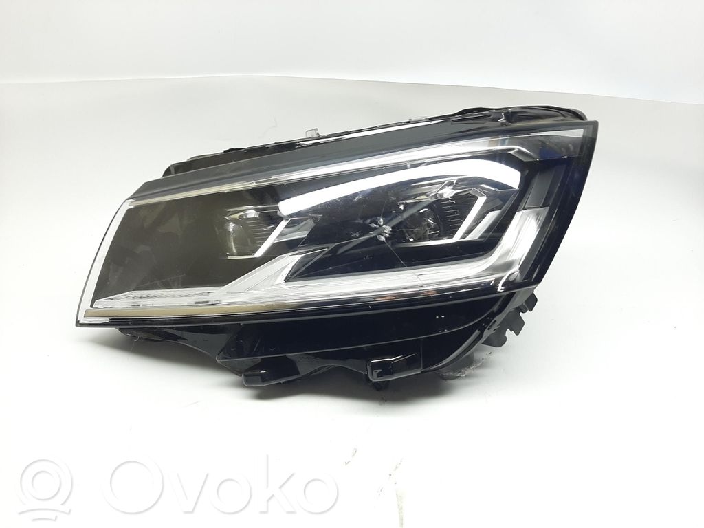 Volkswagen Transporter - Caravelle T6 Headlight/headlamp 