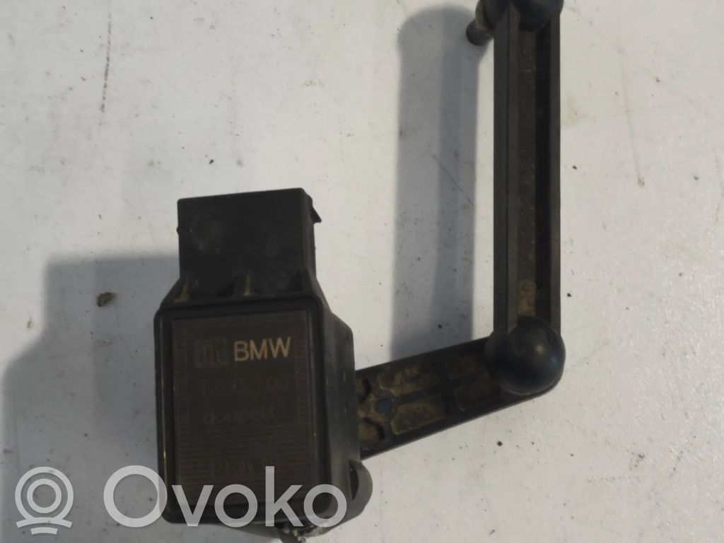 BMW 5 E39 Front height sensor lever 