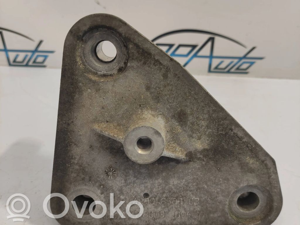 Engine mounting bracket   4R8Q8680CB