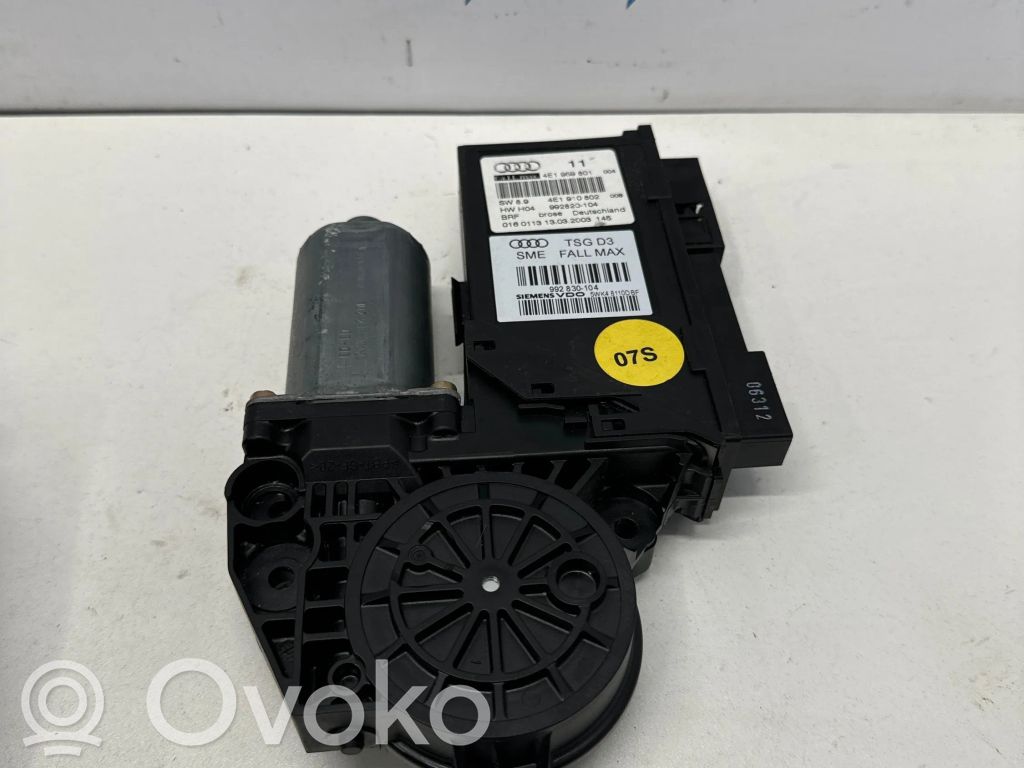 Audi A8 S8 D3 4E Front door window regulator motor 