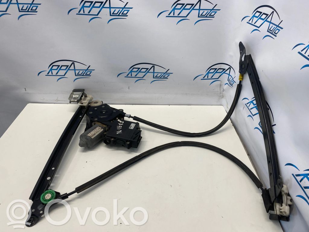 Ford Galaxy Silniczek podnoszenia szyby drzwi tylnych 