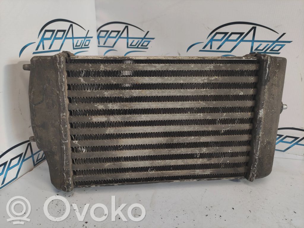 Chrysler Voyager Interkūlerio radiatorius 