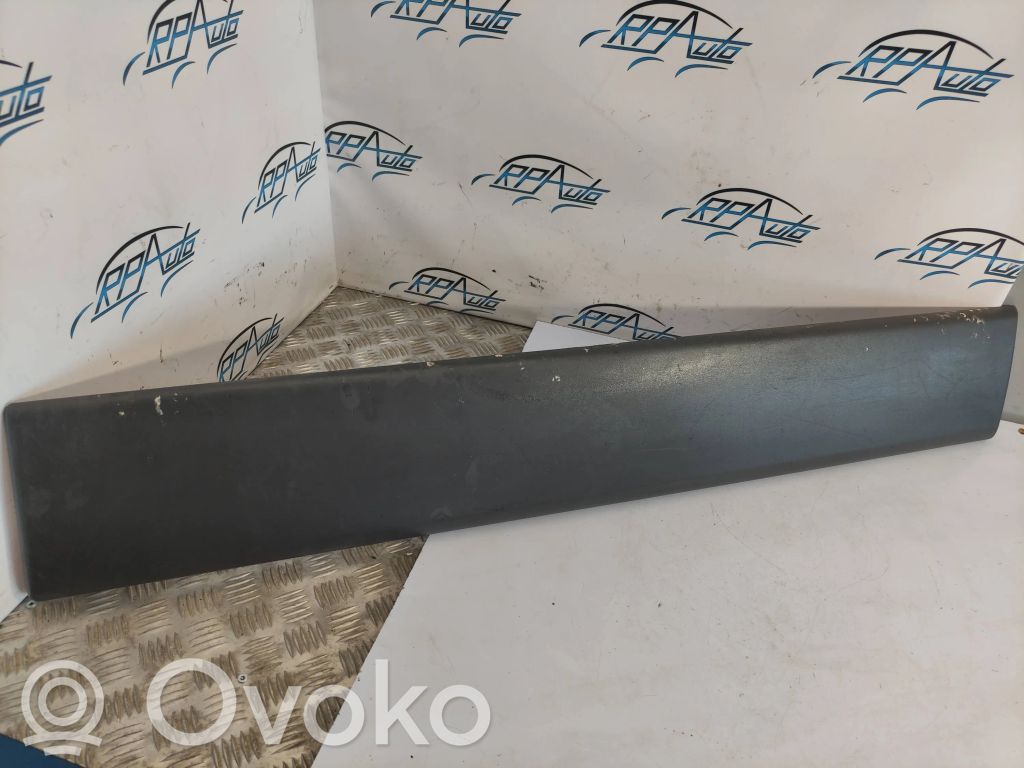 Renault Trafic II (X83) Listwa drzwi tylnych samochodów dostawczych 