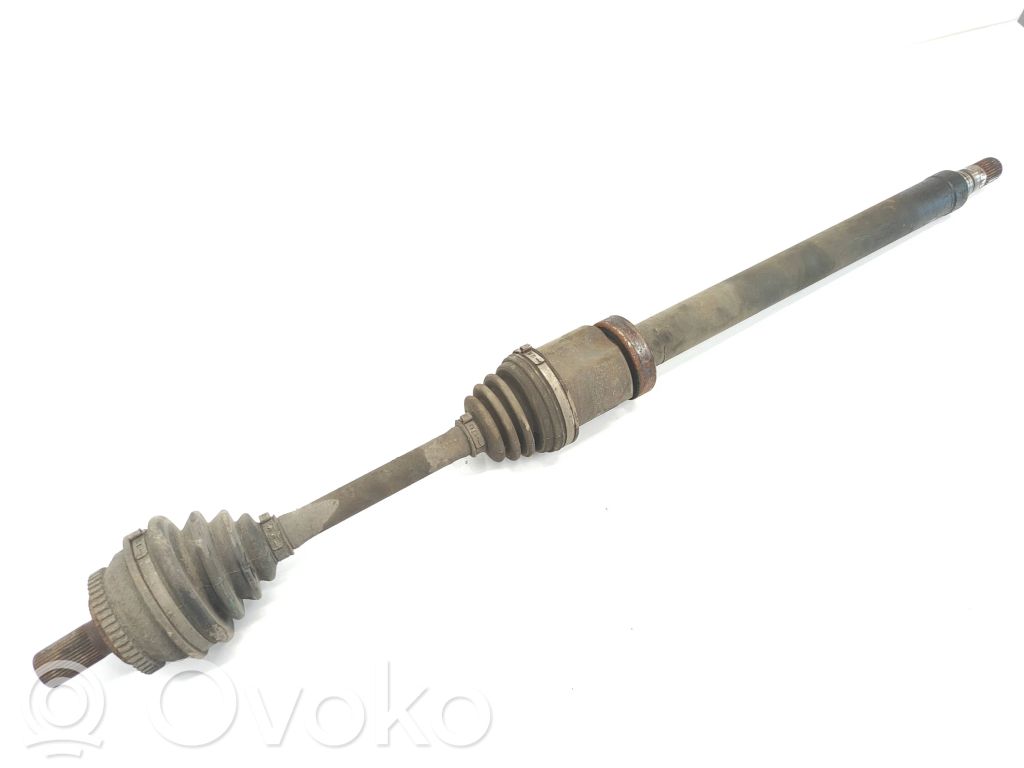 Volvo V70 Priekšējā pusass 