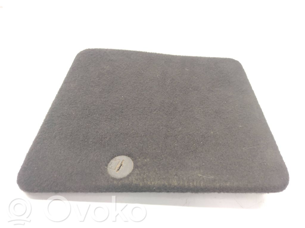 Mercedes-Benz B W245 Dolny panel schowka koła zapasowego 