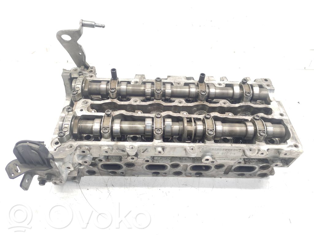 Mercedes-Benz C W204 Engine head 