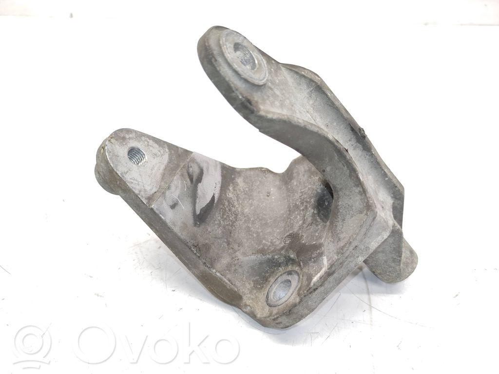 Opel Insignia A Engine mounting bracket 