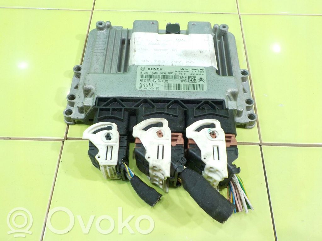 Citroen C4 II Engine control unit/module 