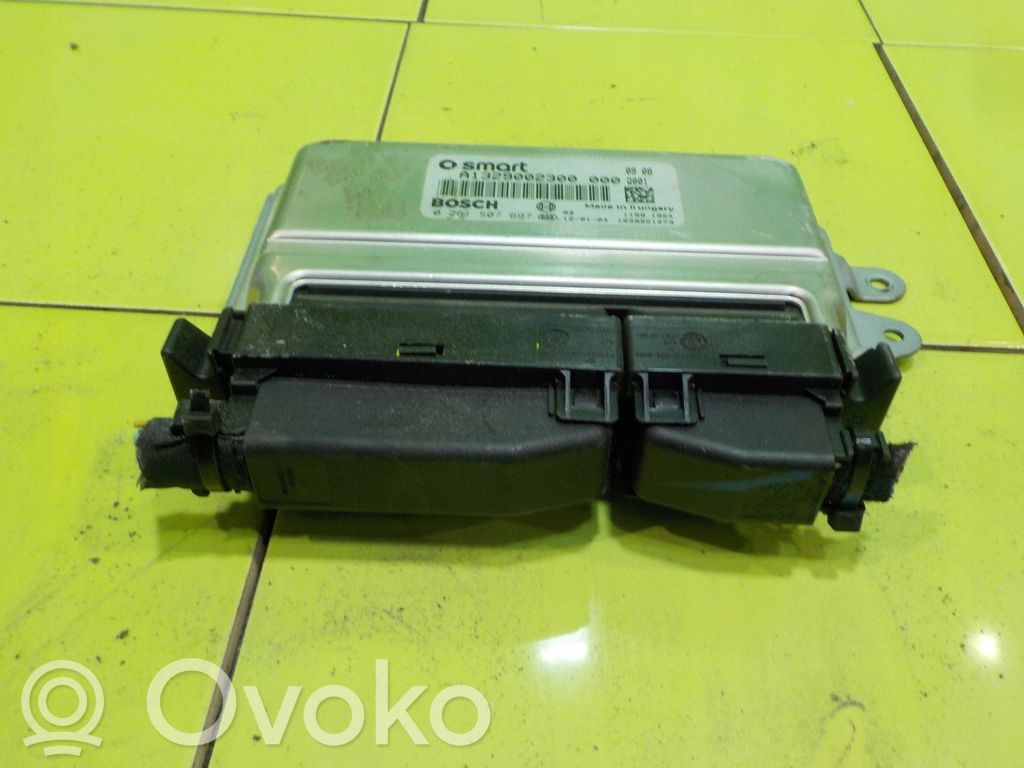 Smart ForTwo II Engine control unit/module 