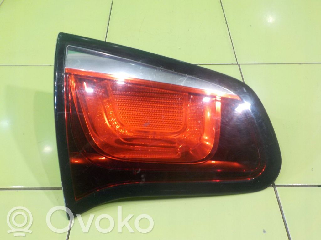 Citroen C3 Aizmugurējais lukturis virsbūvē 