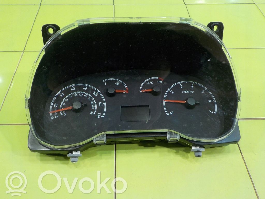 Opel Combo D Spidometrs (instrumentu panelī) 