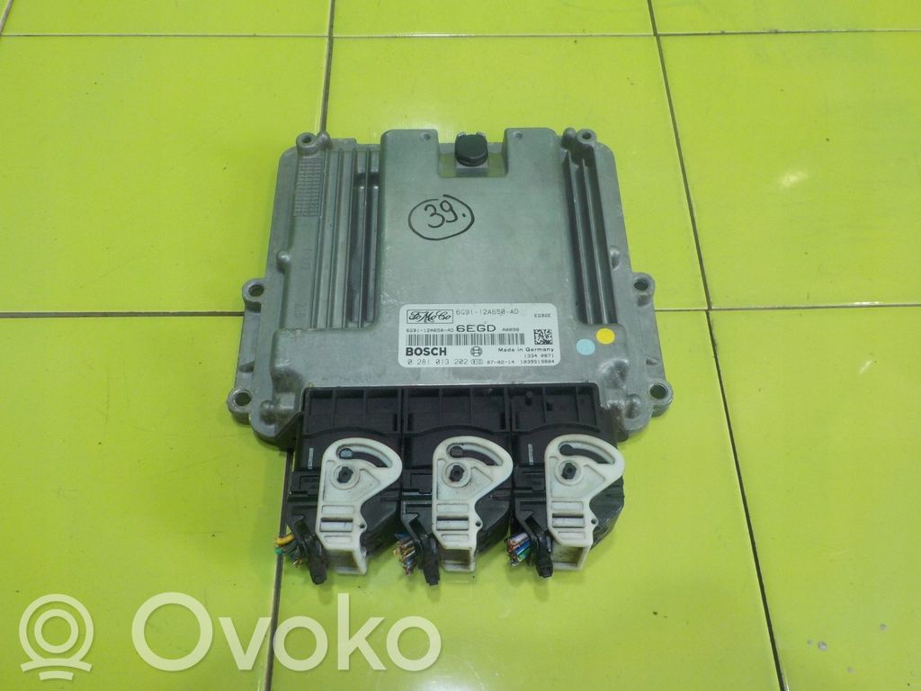 Land Rover Freelander 2 - LR2 Engine control unit/module 
