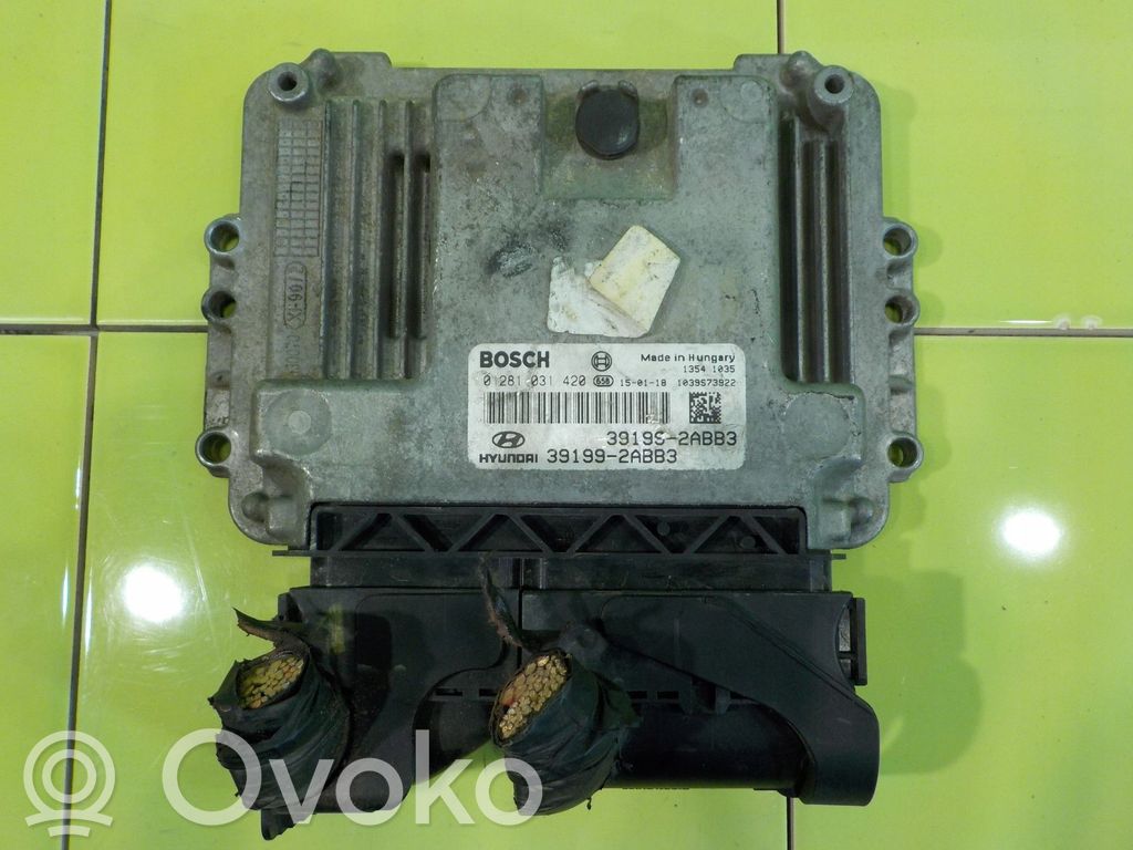 Hyundai ix35 Engine control unit/module 