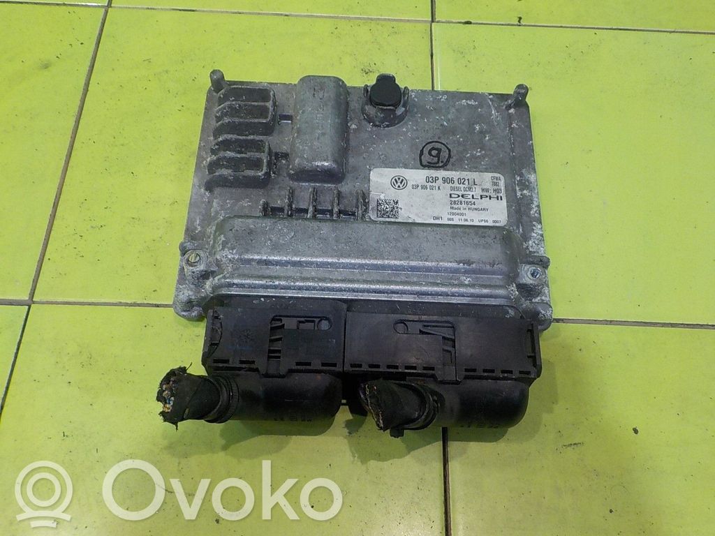 Skoda Fabia Mk2 (5J) Engine control unit/module 