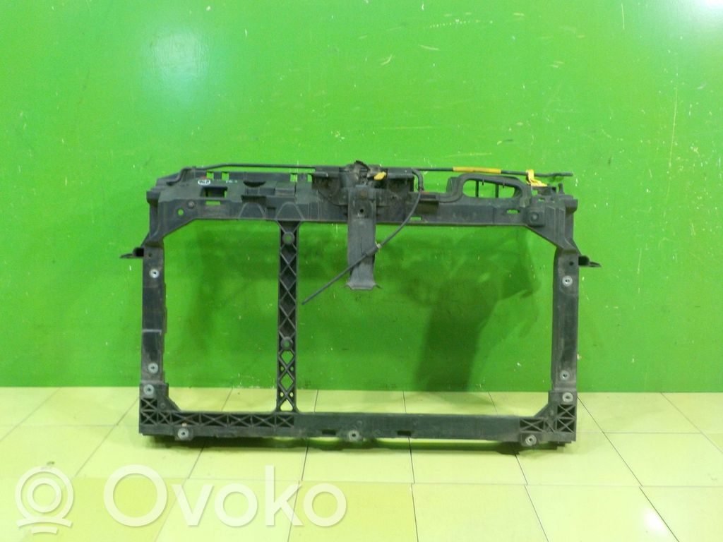Ford Fiesta Radiatorių panelė 