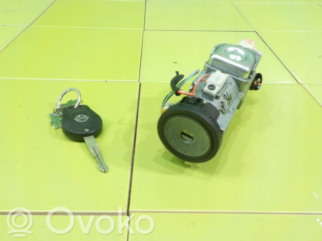 Nissan Juke I F15 Ignition lock 