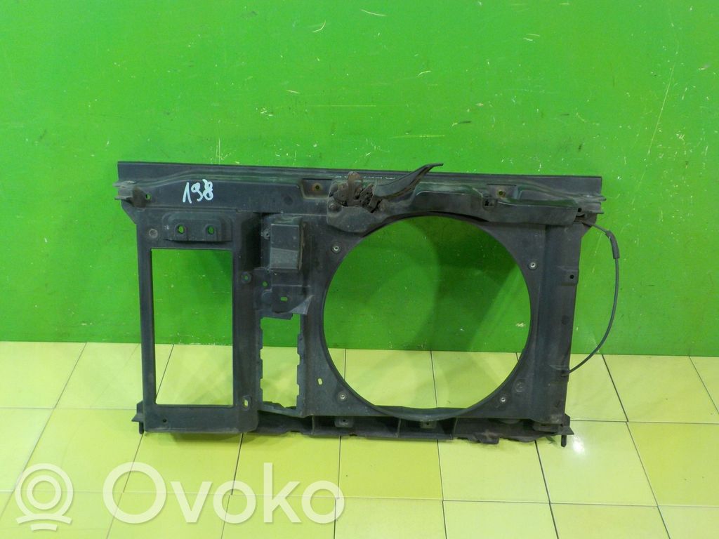 Citroen C4 II Radiatorių panelė 