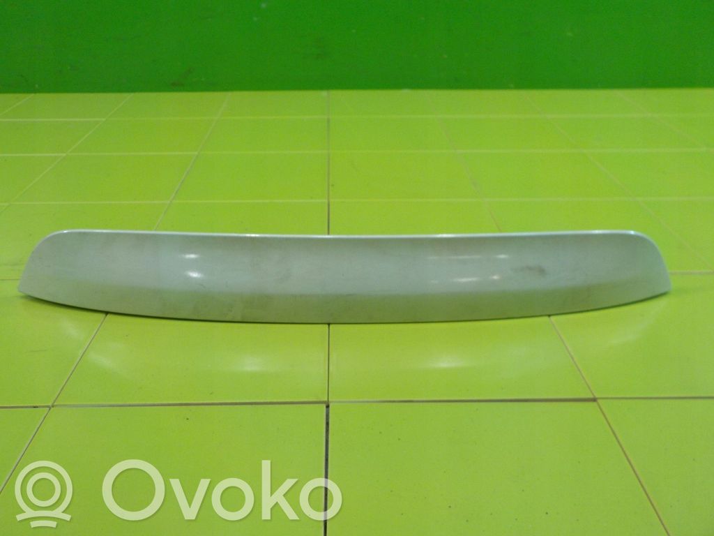Nissan Note (E12) Rear light center trim bar blend 