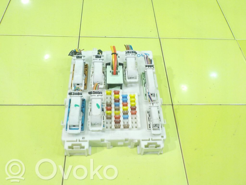 Ford C-MAX II Fuse box set 