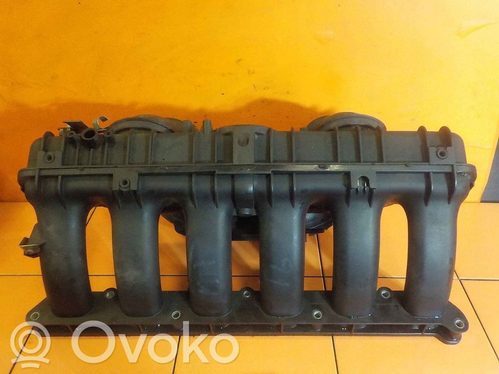 Intake manifold   7548029