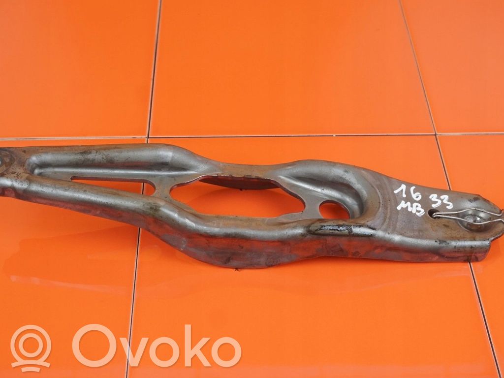 BMW 2 F45 Išminamojo guolio svirtis/ šakutė 
