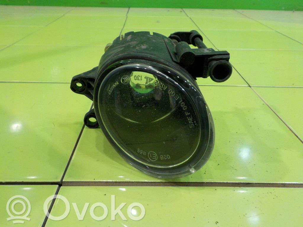 Volvo C30 Miglas lukturis priekšā 