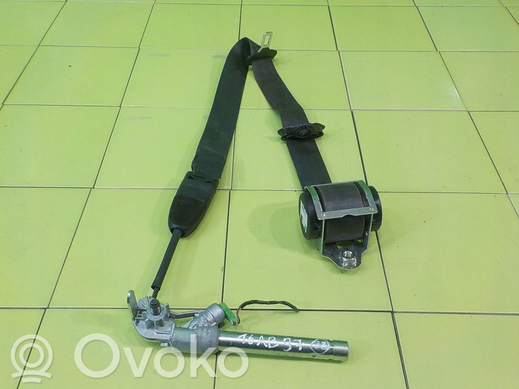 Opel Corsa E Sicherheitsgurt vorne 