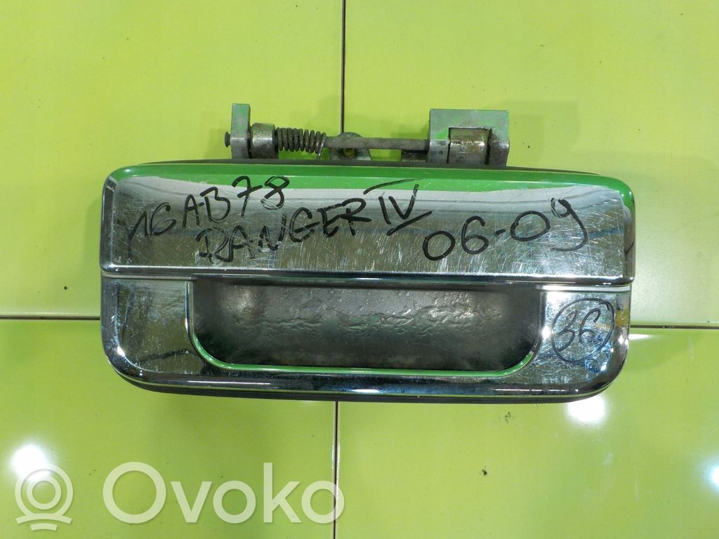 Ford Ranger Palanca de liberación del vidrio/luna de la puerta trasera 