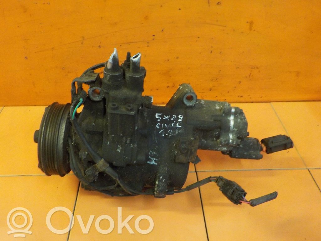Honda Civic Ilmastointilaitteen kompressorin pumppu (A/C) 