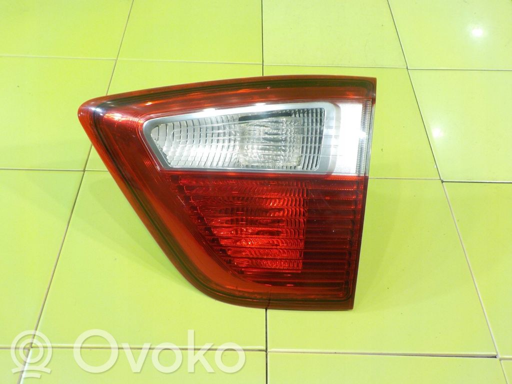 Ford C-MAX II Luz trasera/de freno 
