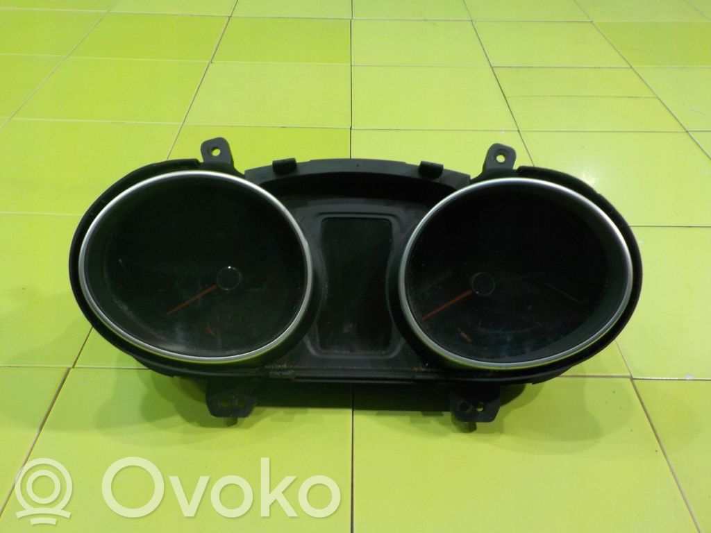 KIA Sportage Speedometer (instrument cluster) 
