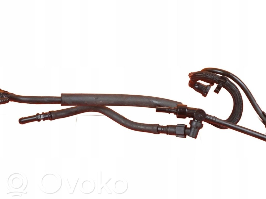 Ford Fiesta Fuel line pipe 