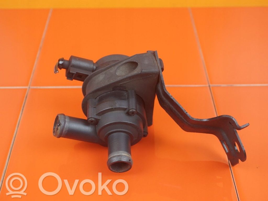 Volkswagen Scirocco Bomba de agua 